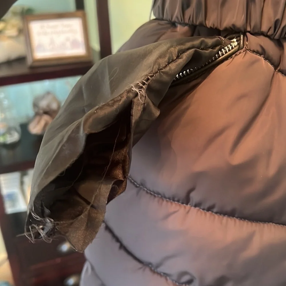 LOLA made in Italy puffer Jacket Size Small - Picture 11 of 15